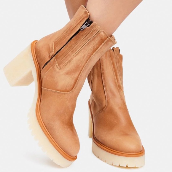 Free People James Chelsea Platform Boots - Picture 3 of 9